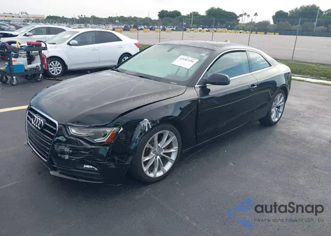 2013 Audi A5 2.0T Premium z USA, uszkodzony, nr VIN WAUCFAFR4DA042899